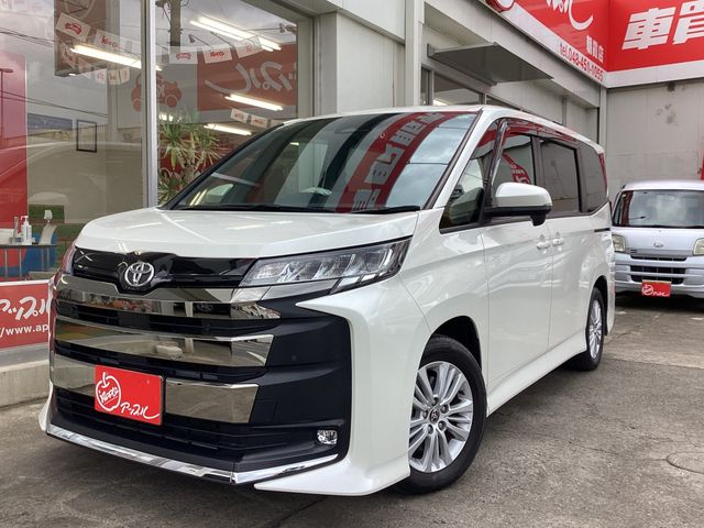 TOYOTA / NOAH