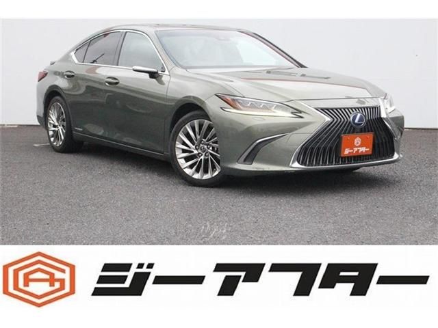 Japanese used car Ref# 1591819 TOYOTA / LEXUS ES300h