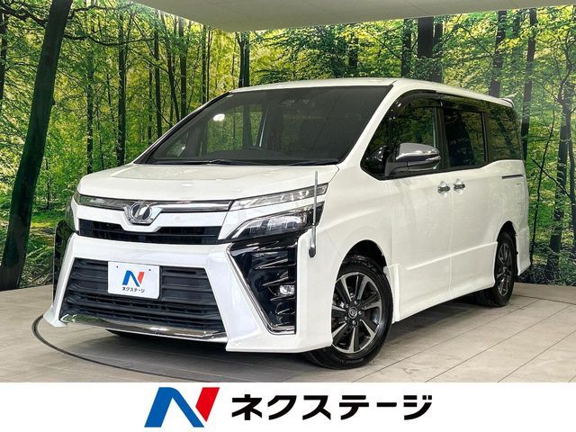 TOYOTA / VOXY