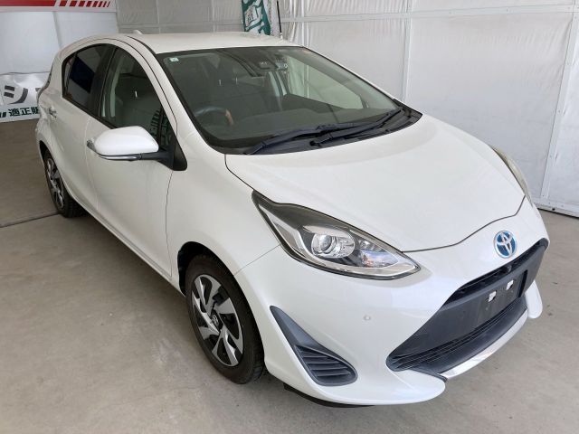 Japanese used car Ref# 1592128 TOYOTA / AQUA