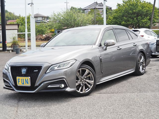 TOYOTA / CROWN sedan hybrid