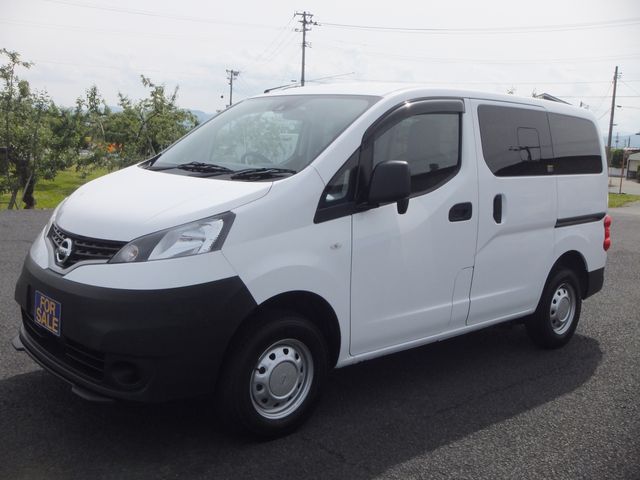NISSAN / NV200 VANETTE van 4WD