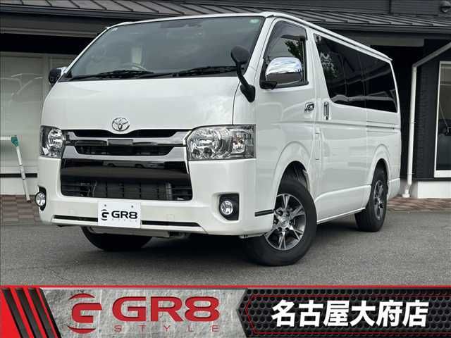 TOYOTA / REGIUSACE van 2WD