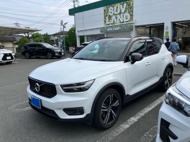 Japanese used car Ref# 1592328 VOLVO / VOLVO XC40