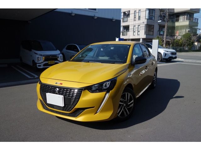 Japanese used car Ref# 1592574 PEUGEOT / PEUGEOT 208