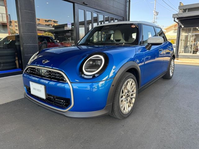 Japanese used car Ref# 1592609 BMW / MINI COOPER 5DOOR