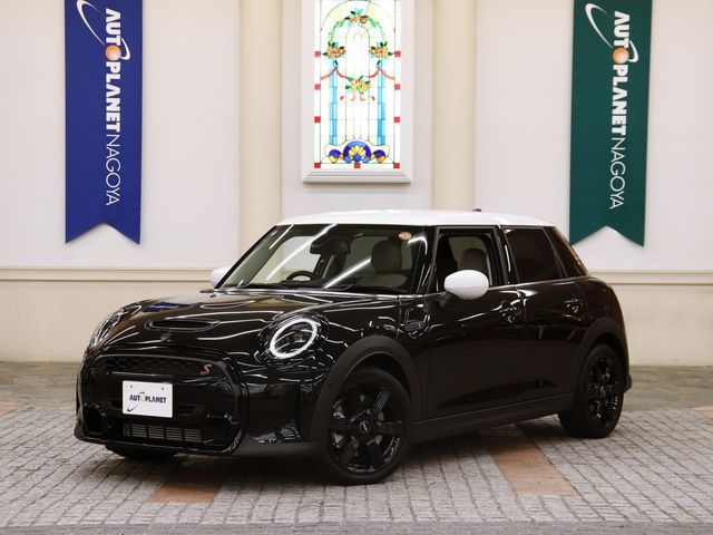 Japanese used car Ref# 1592835 BMW / MINI COOPER S 5DOOR
