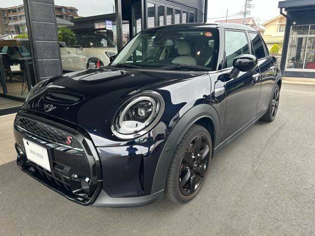 Japanese used car Ref# 1592871 BMW / MINI COOPER S 5DOOR