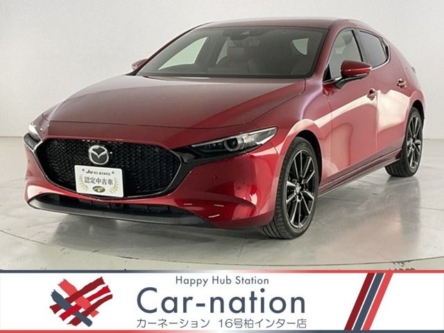 Japanese used car Ref# 1592923 MAZDA / MAZDA3 FASTBACK