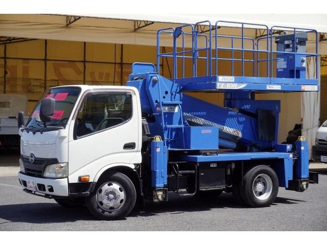 Japanese used car Ref# 1592947 HINO / DUTRO
