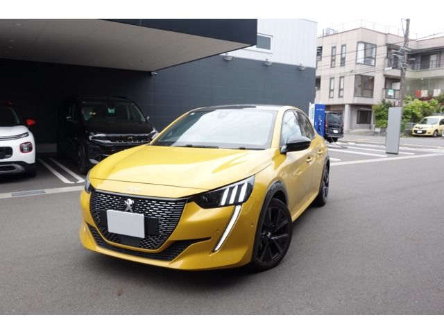 Japanese used car Ref# 1592958 PEUGEOT / PEUGEOT 208