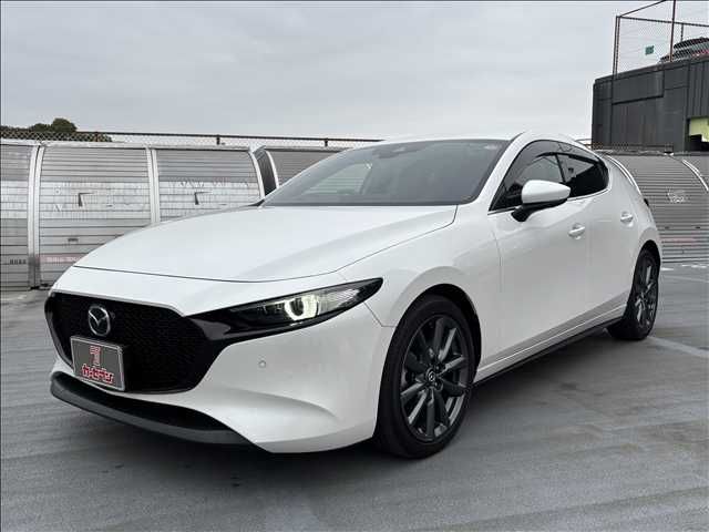 Japanese used car Ref# 1593002 MAZDA / MAZDA3 FASTBACK