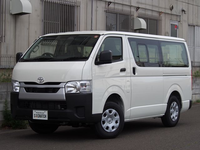 TOYOTA / HIACE van 4WD