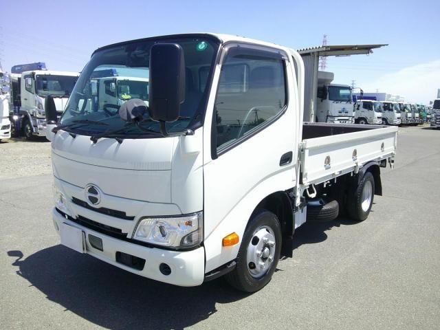Japanese used car Ref# 1593051 HINO / DUTRO