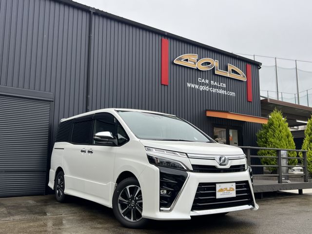 TOYOTA / VOXY