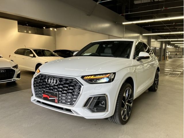 AUDI / AUDI Q5 SPORTBACK