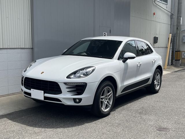 Japanese used car Ref# 1593182 PORSCHE / PORSCHE Macan