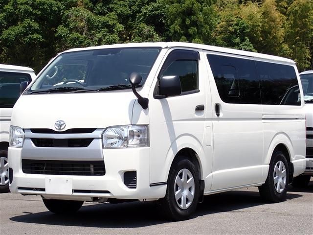 TOYOTA / HIACE van 1.2t 2WD