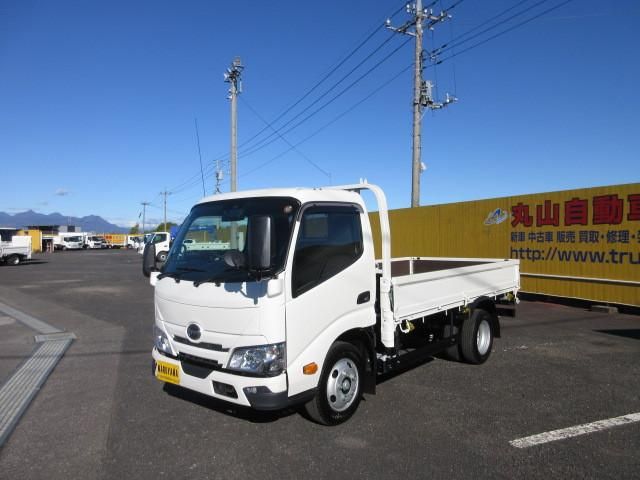 Japanese used car Ref# 1593385 HINO / DUTRO