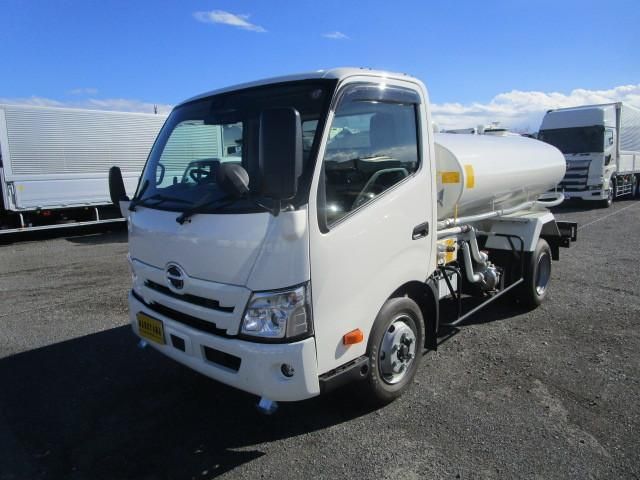 Japanese used car Ref# 1593397 HINO / DUTRO