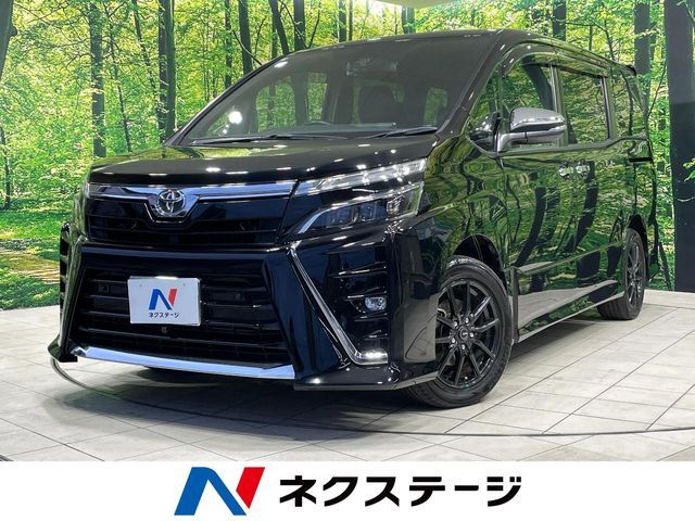 TOYOTA / VOXY