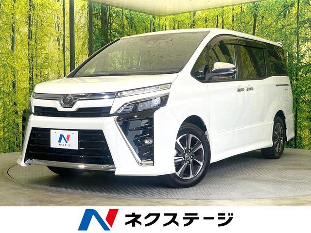 TOYOTA / VOXY