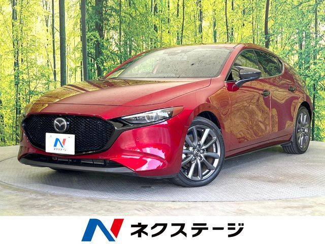 Japanese used car Ref# 1593838 MAZDA / MAZDA3 FASTBACK