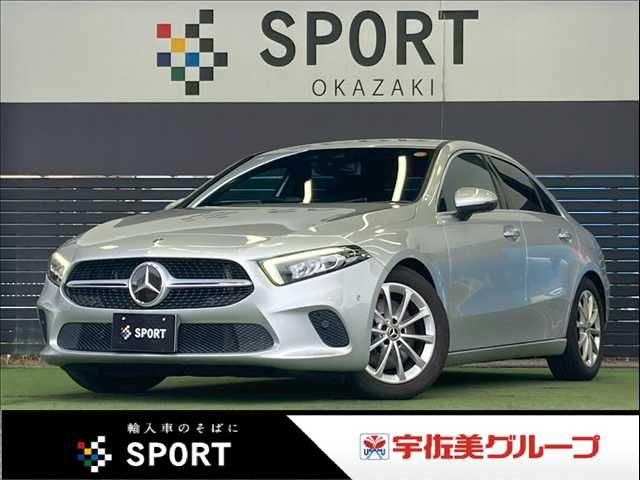 MERCEDES BENZ / MERCEDES BENZ A class sedan
