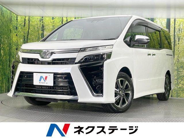TOYOTA / VOXY