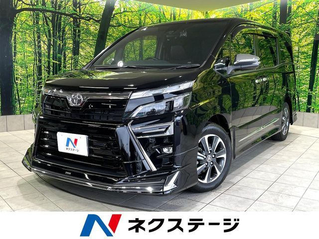 TOYOTA / VOXY