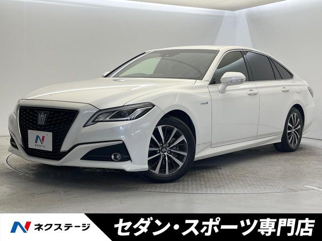 TOYOTA / CROWN sedan hybrid