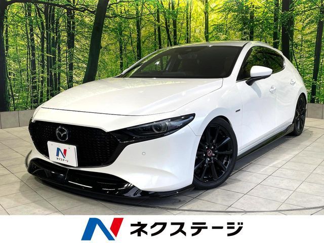 Japanese used car Ref# 1594115 MAZDA / MAZDA3 FASTBACK