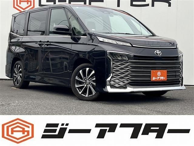 TOYOTA / VOXY