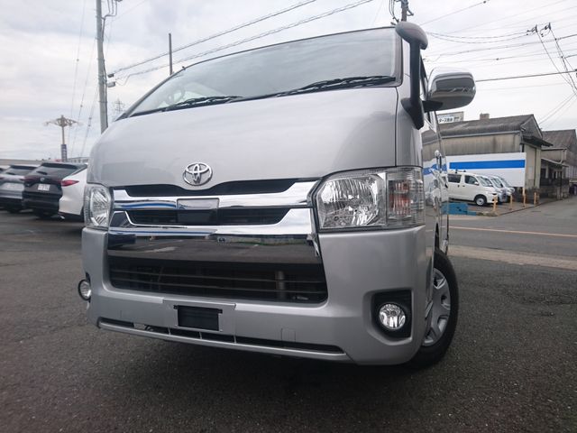 TOYOTA / HIACE van 2WD