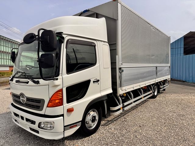 Japanese used car Ref# 1594217 HINO / RANGER