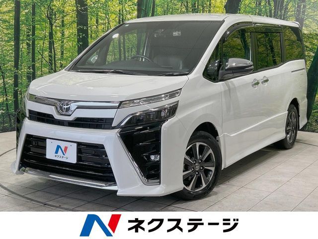 TOYOTA / VOXY