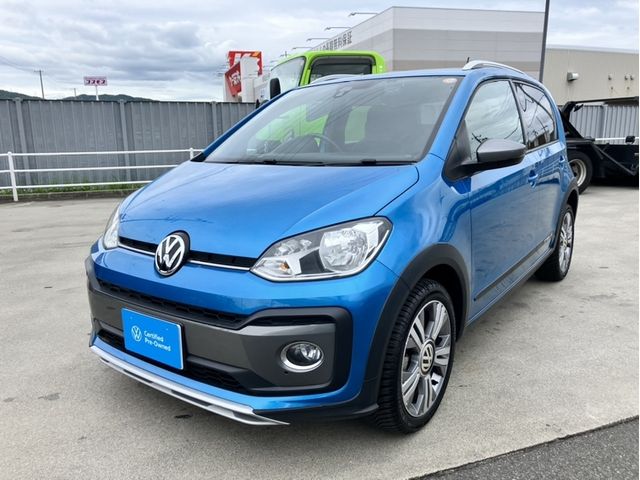 Japanese used car Ref# 1594262 VOLKSWAGEN / VOLKSWAGEN up!