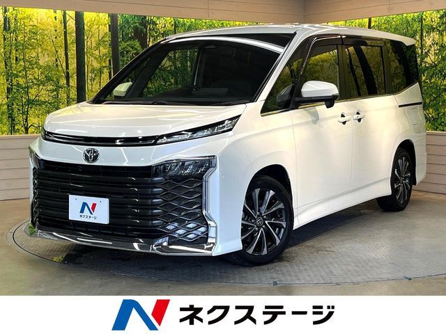 TOYOTA / VOXY