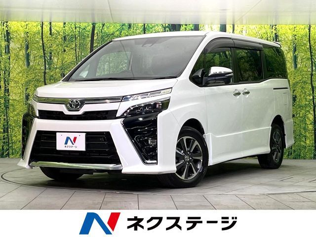 TOYOTA / VOXY 4WD