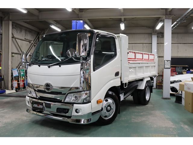 Japanese used car Ref# 1594678 HINO / DUTRO