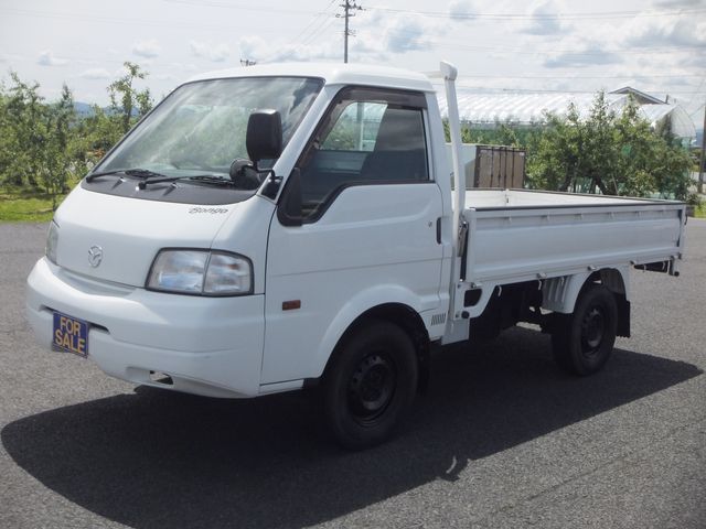 Japanese used car Ref# 1594712 MAZDA / BONGO truck 4WD