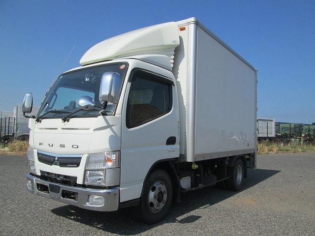 Japanese used car Ref# 1594869 MITSUBISHI / CANTER