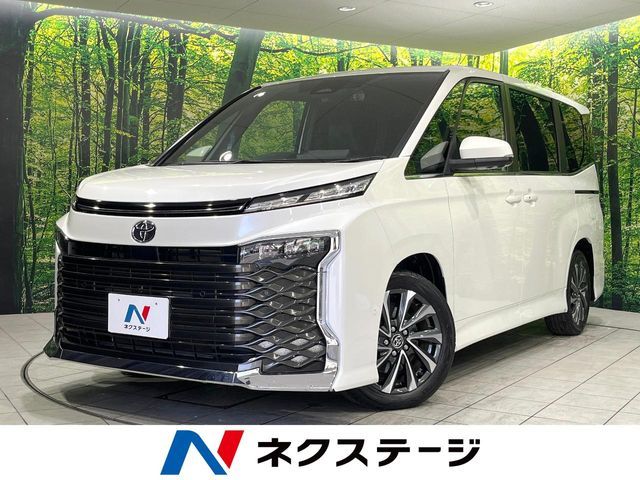 TOYOTA / VOXY