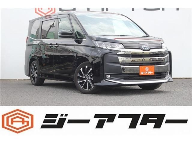 TOYOTA / NOAH HYBRID