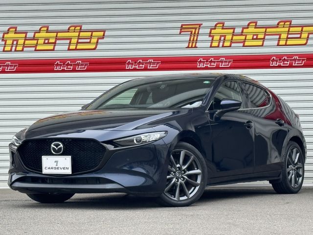Japanese used car Ref# 1595101 MAZDA / MAZDA3 FASTBACK