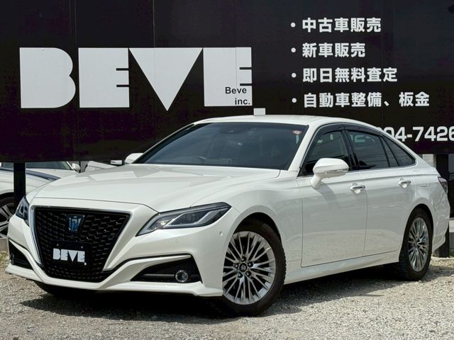 TOYOTA / CROWN sedan hybrid