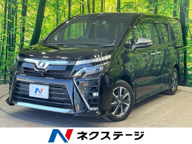 TOYOTA / VOXY