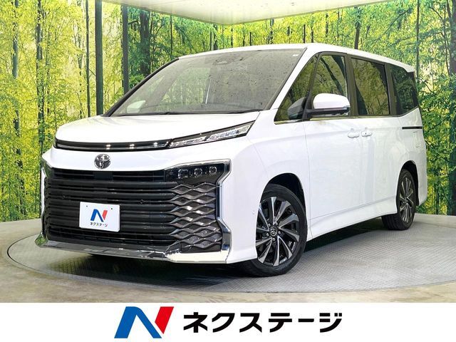 TOYOTA / VOXY