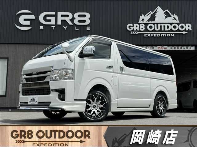TOYOTA / HIACE van 4WD