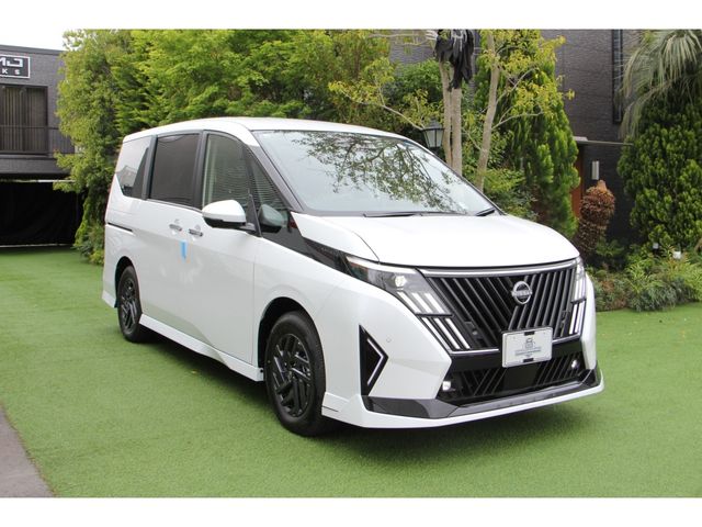 NISSAN / SERENA  WG